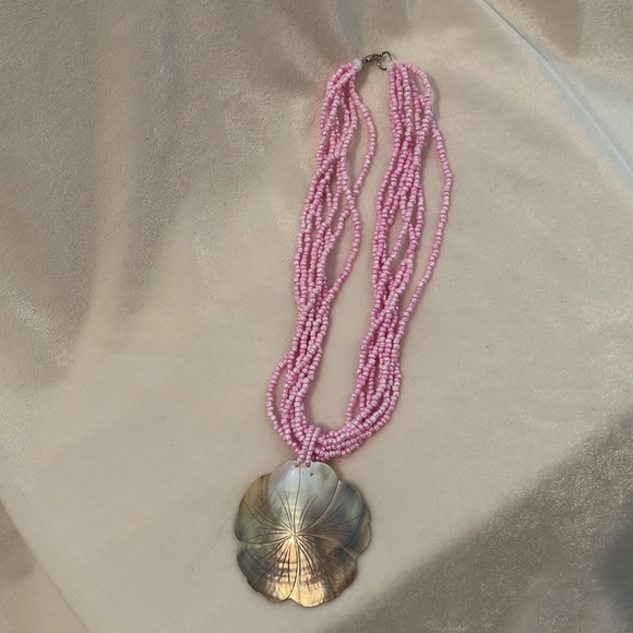 SHELL NECKLACE - Picture 7 of 11